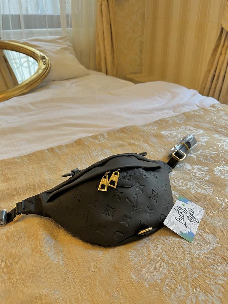 POCHETE LOUIS VUITTON BUMBAG сумка бананов поясная черная  2141242