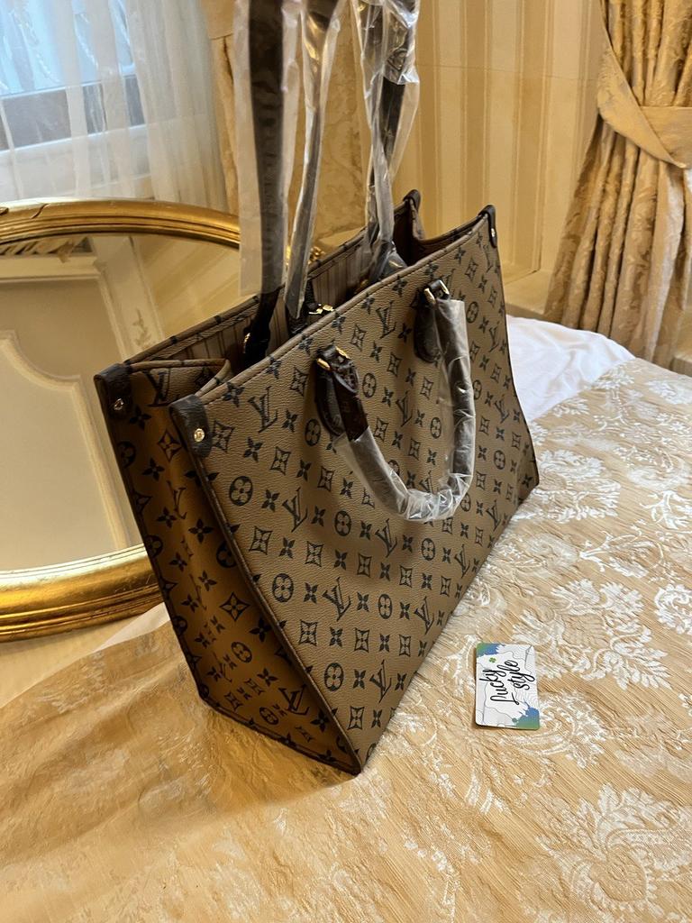 Louis Vuitton Shopper mini monogram латте Onthego GM 124534