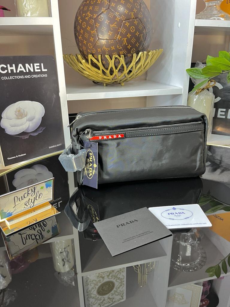 Prada  Doop Kit Toilet Pouch Барсетка-косметичка черная   5325335225