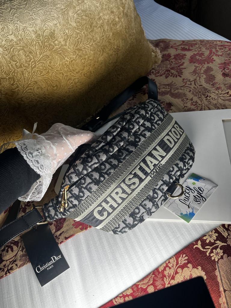 Поясная сумка Dior черная 765645