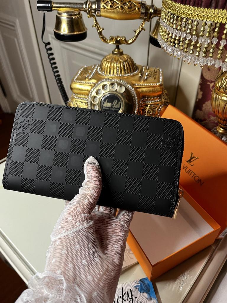 Кошелек черная шашка на замке Louis Vuitton 61212124