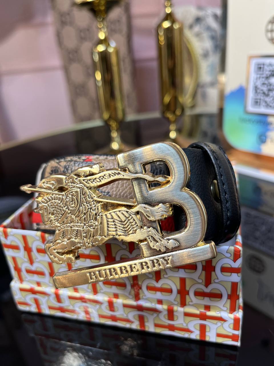 Burberry натуральная кожа+бренд коробка 123555