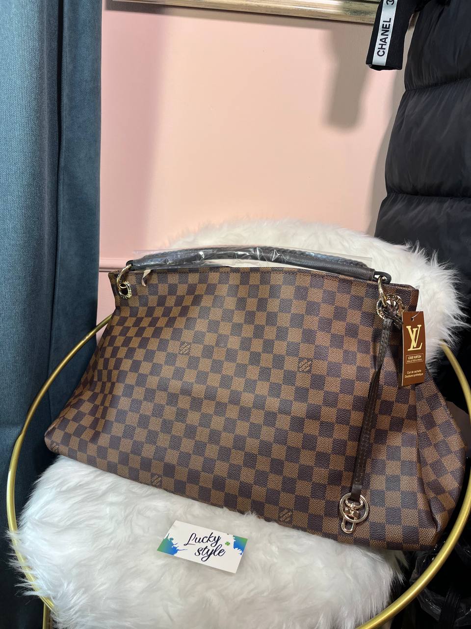 Artsy Louis Vuitton коричневая шашка 211243