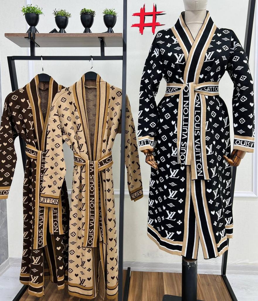 Длинный халат -накидка Louis Vuitton бежевая 42241