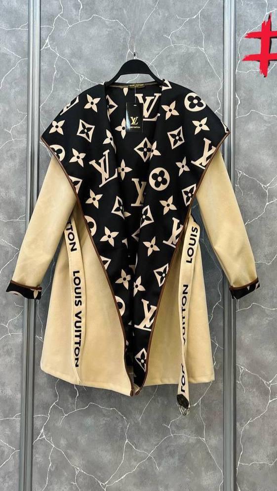 Пальто кашемир бежевая Louis Vuitton 55323