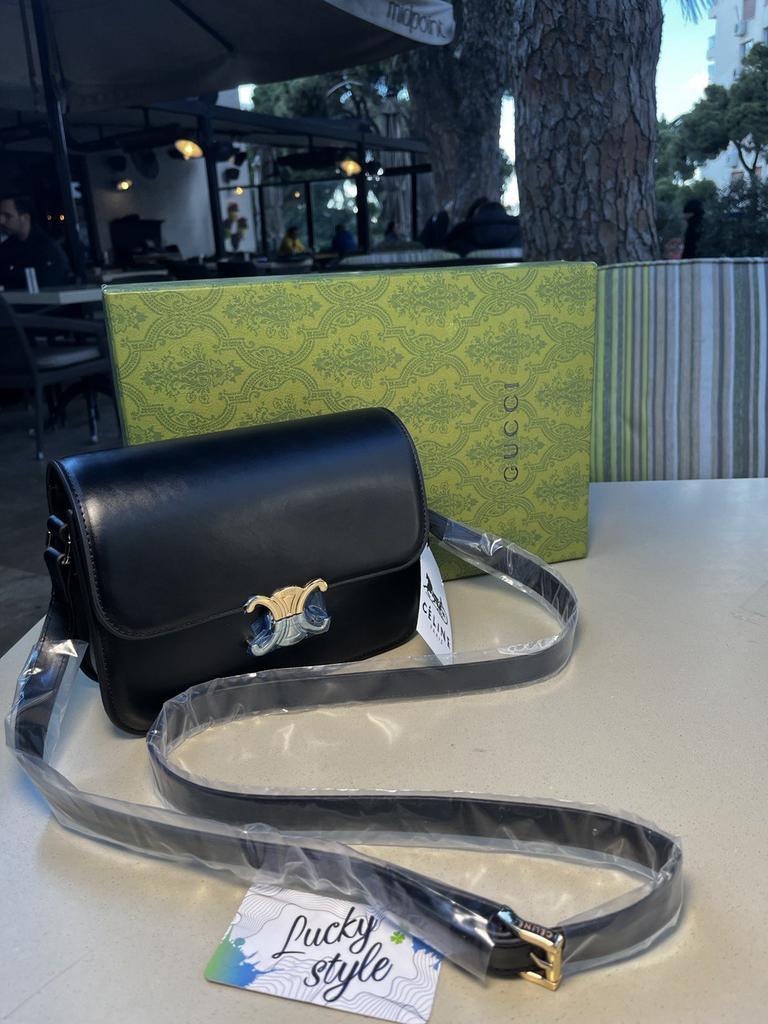 CLASSIQUE TRIOMPHE Celine сумка черная 7657