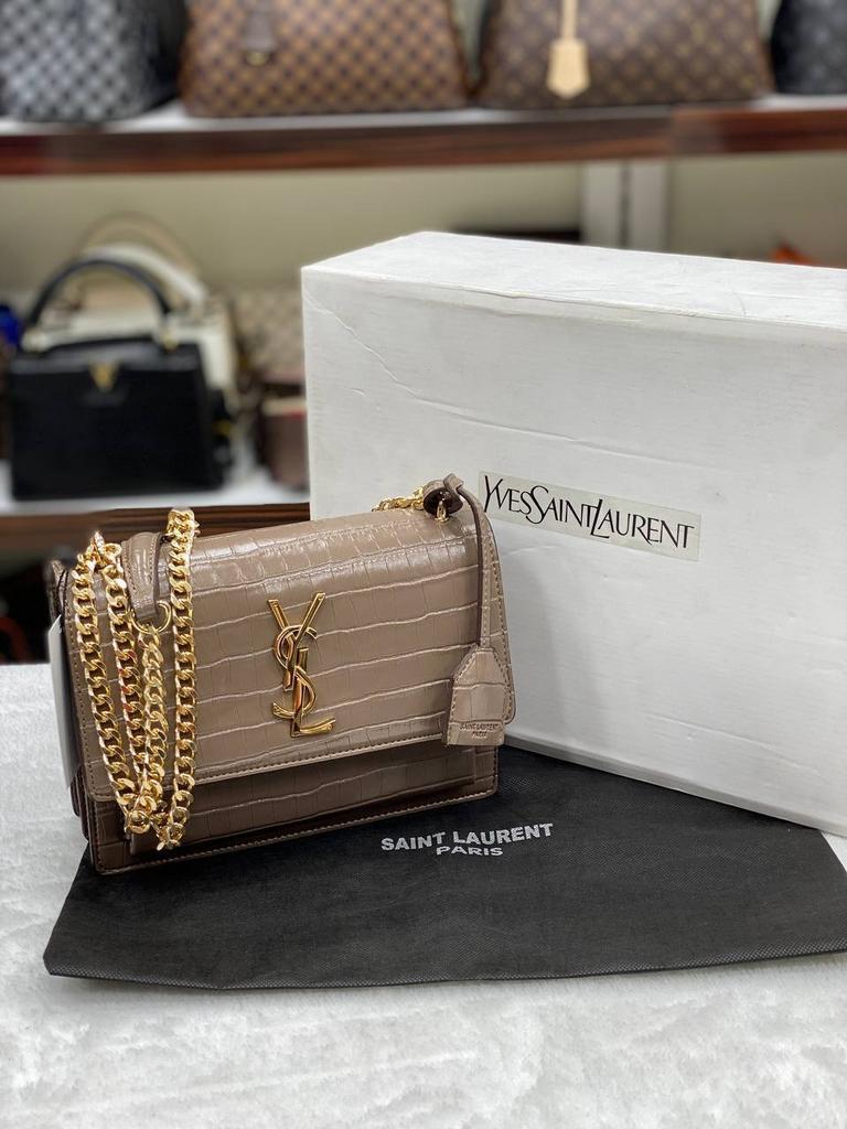 Сумка Yves Saint Laurent с тиснением под крокодила золото бежевая 14442