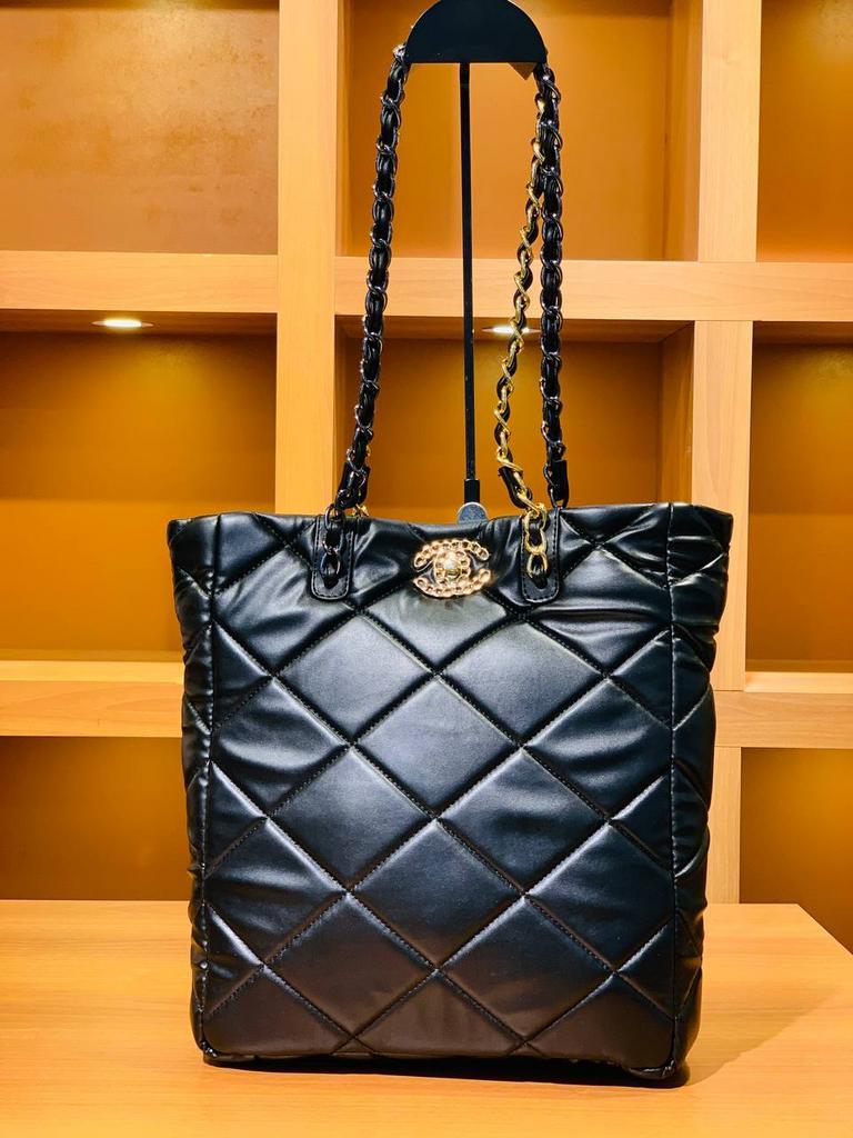 Chanel tote black new 77547612