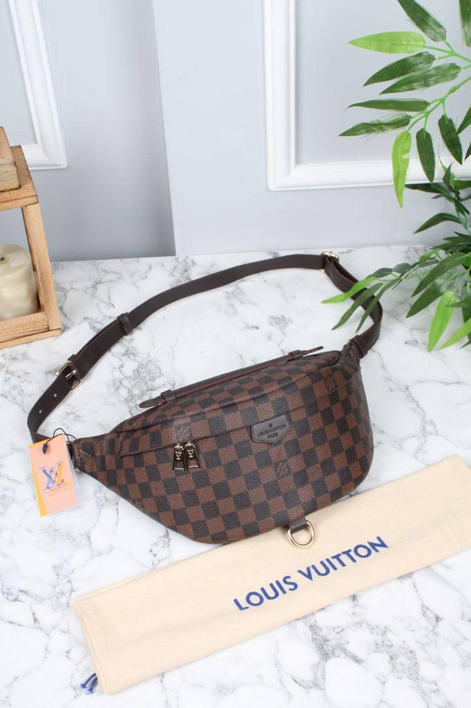 Bumbag Louis Vuitton коричневая шашка Luxe 76777776