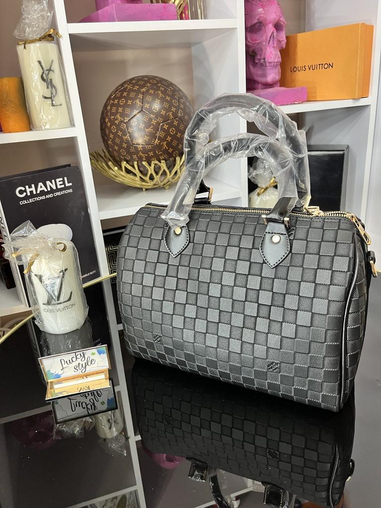 Speedy Louis Vuitton черная шашка 30 см 7757575734
