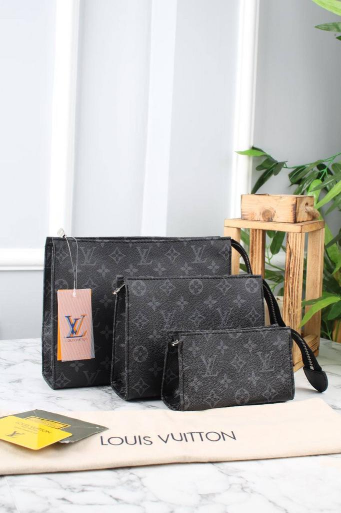 Louis Vuitton Toiletry Pouch Set темный монограмм набор косметичек-барсеток  7457436234
