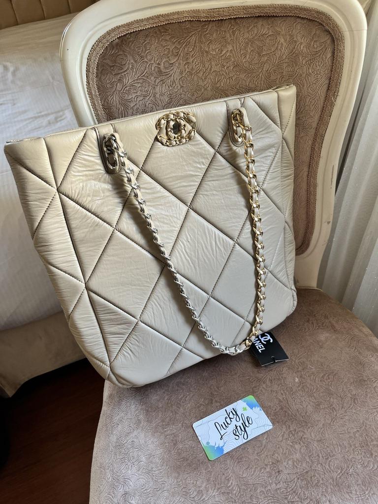 Premium Chanel бежевый тоут 7772345123