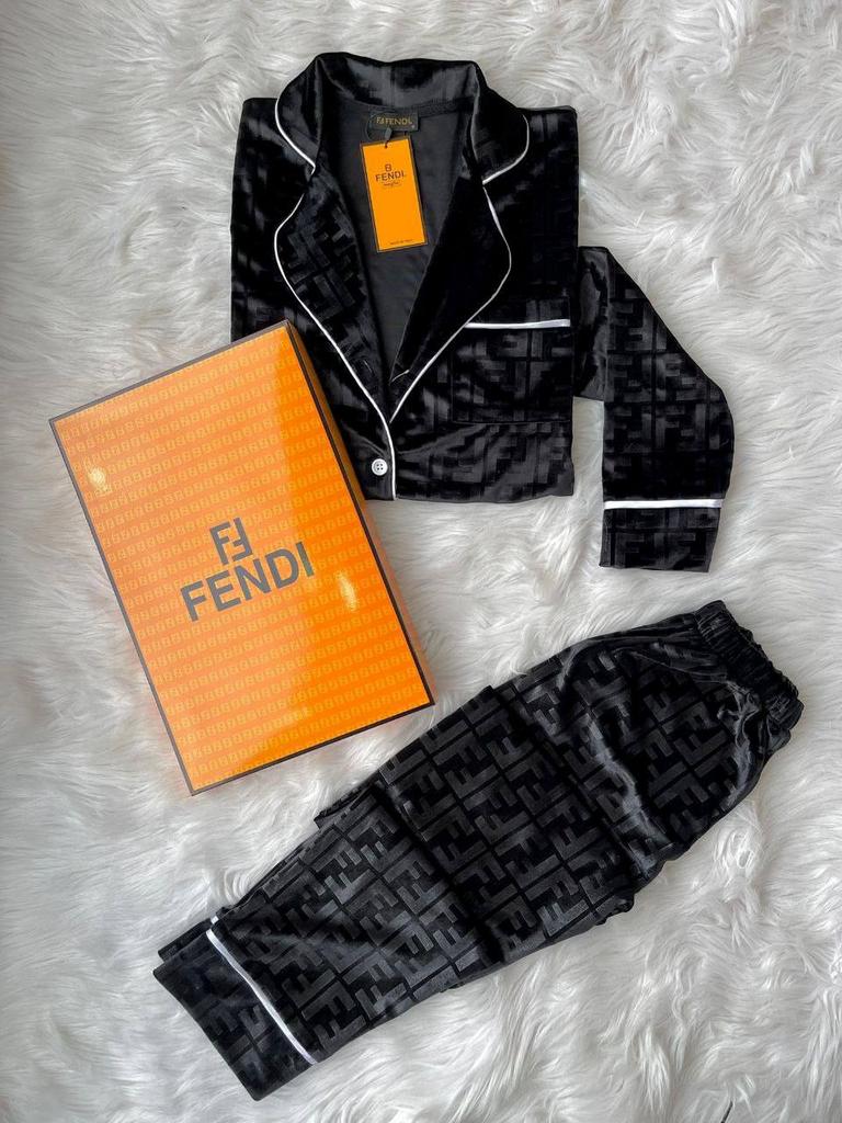 Пижама черная Fendi 5521512