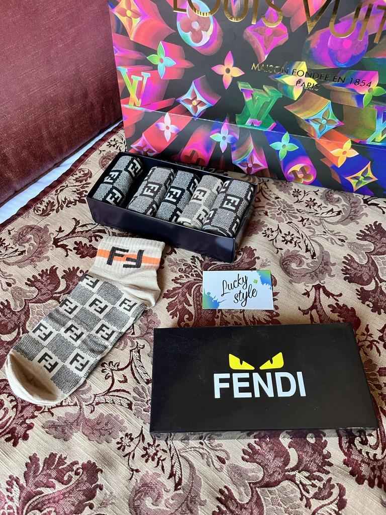 Носки Fendi коричневые упаковка 515251521