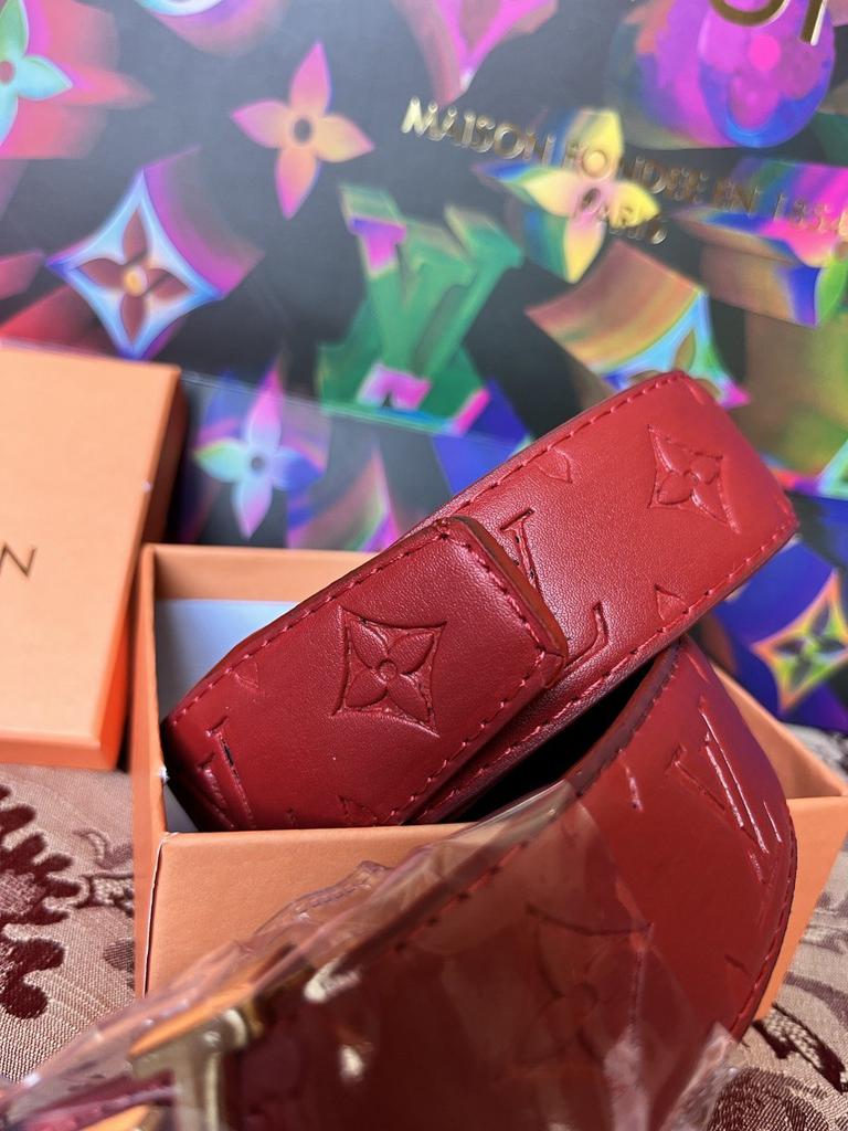 Ремень красный LV натуральная кожа 7723142