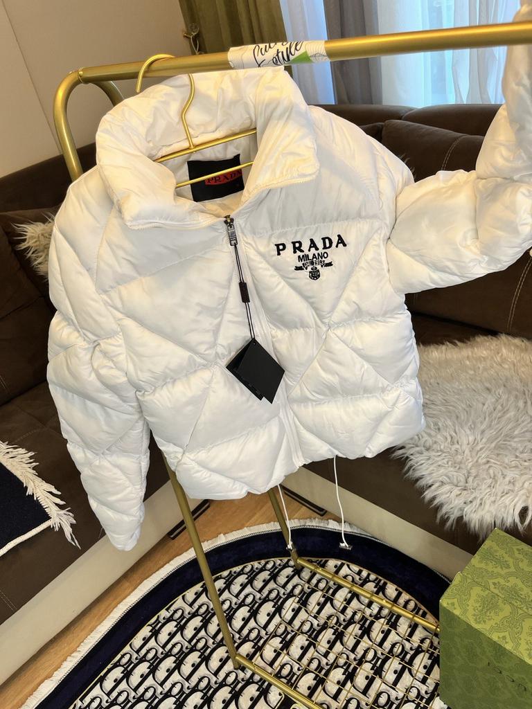 Курточка Prada 55215125