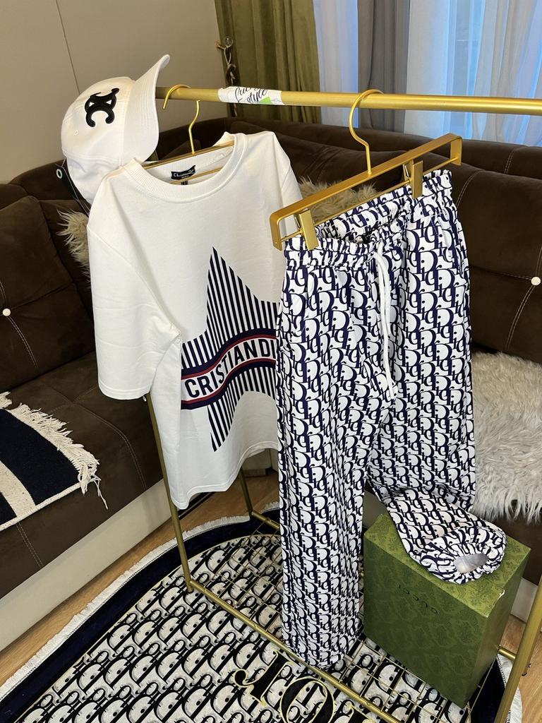 Костюм Dior легкий 666437