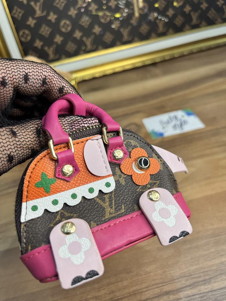 Брелок кожаный LV rose bag 6437347347