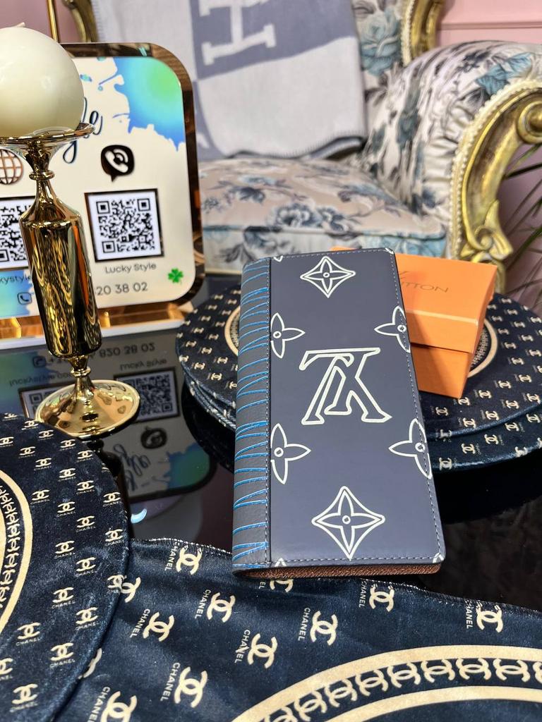 Натуральная кожа портмоне -обложка на паспорт LV mix 1241527623