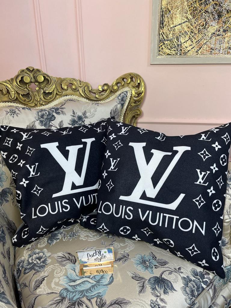 Подушки LV 2 шт комплект 6774256312761