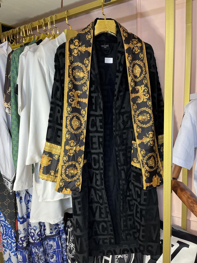 Халат черный Versace под велюр 6561617371