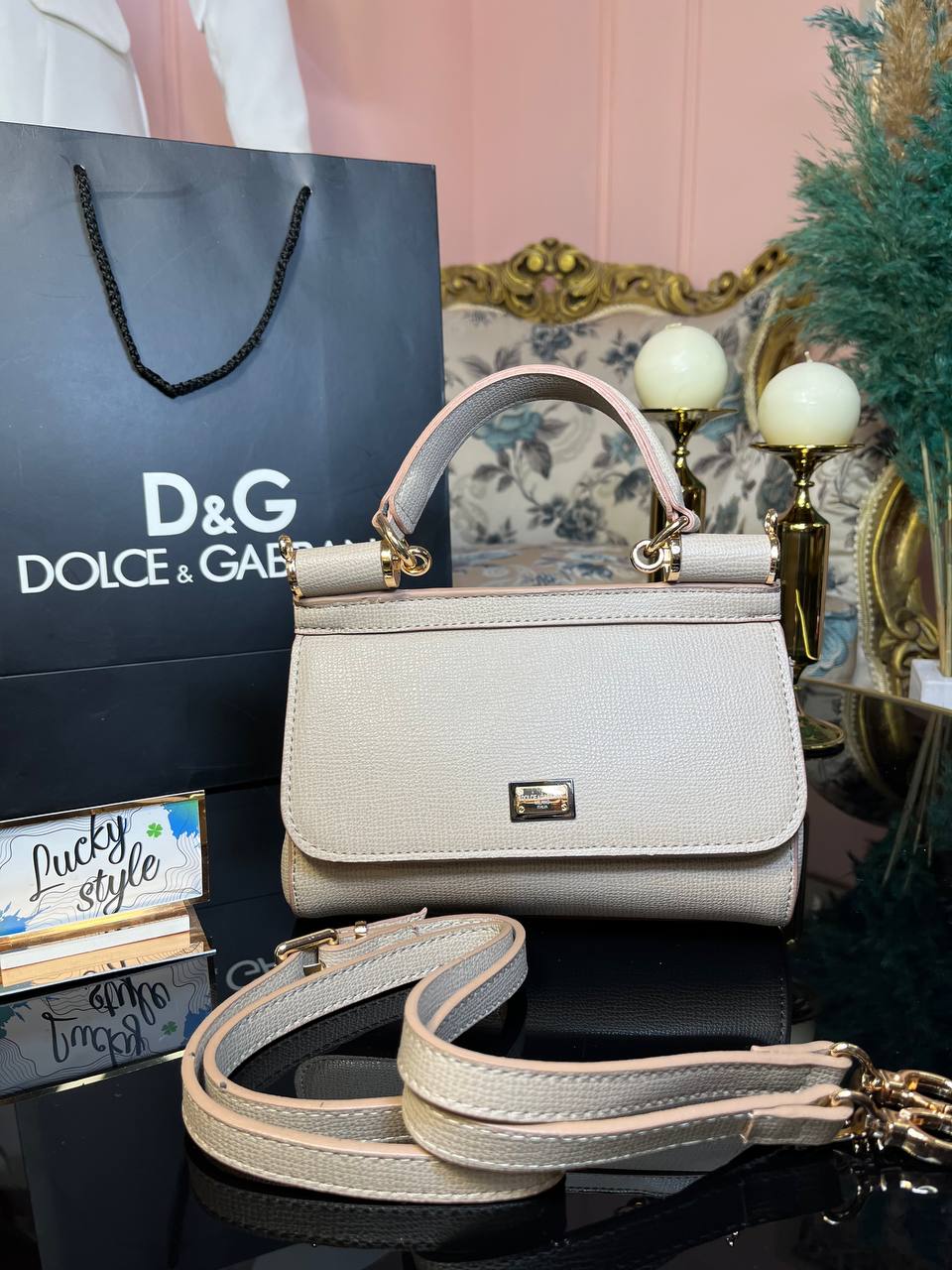 Сумка Dolce & Gabbana бежевая 564510