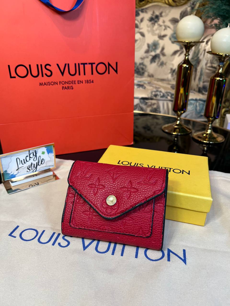 Кошелек раскладной конверт красный LV 416123