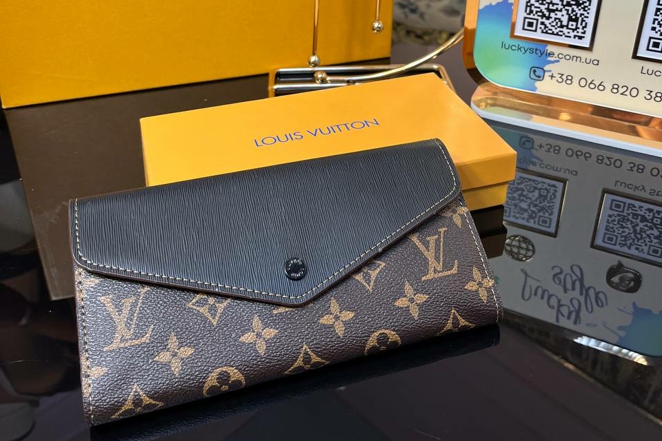 Кошелек Louis vuitton коричневый монограмм с черной вставкой 123453647