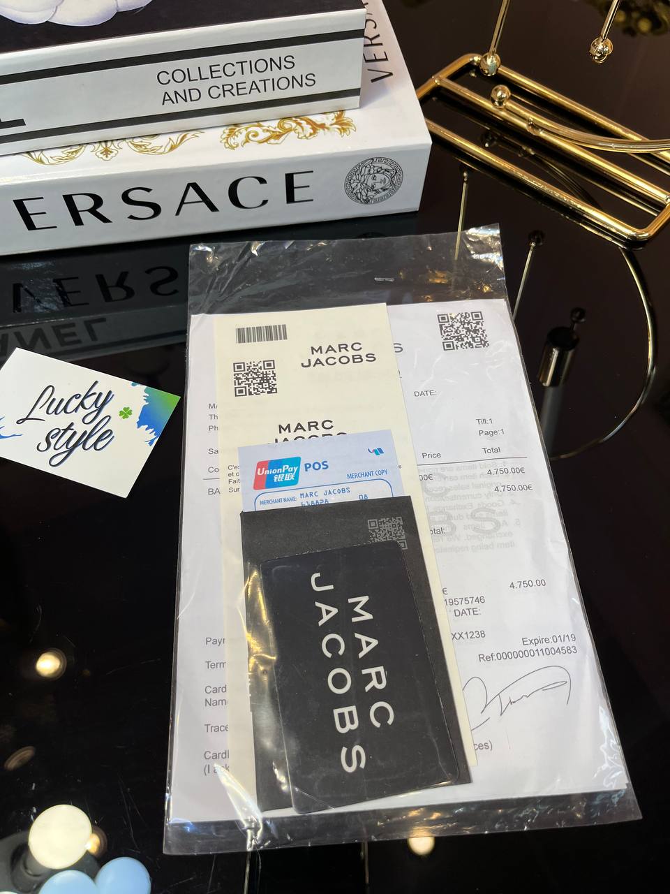 Документы Marc Jacobs 12044108