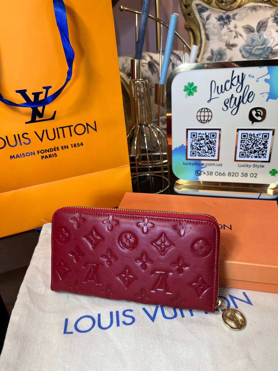 Кошелек Louis Vuitton красный натуральная кожа 656869