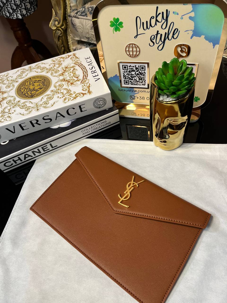 Клатч Yves Saint Laurent коричневый 955841