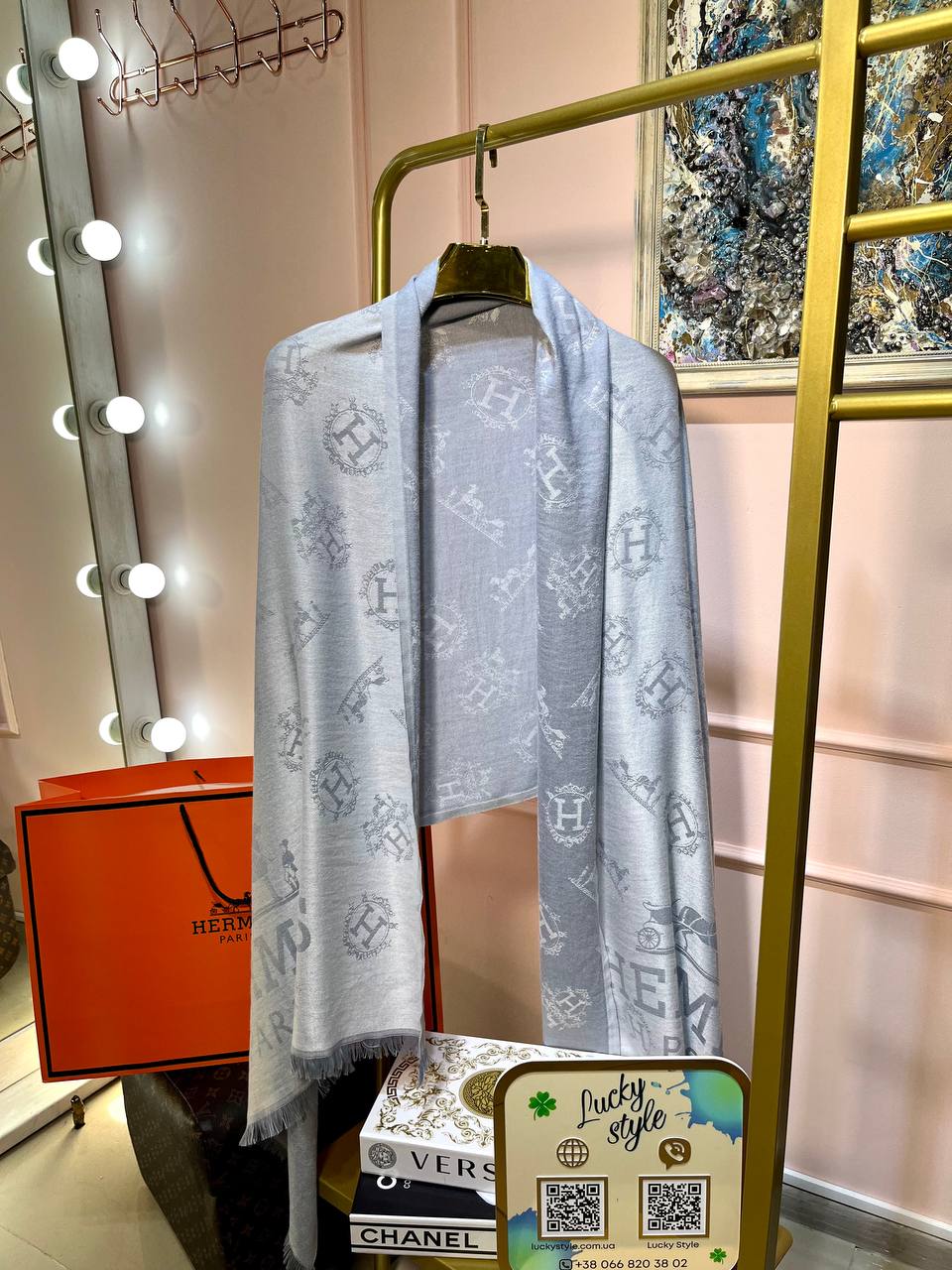 Шаль Hermes светлая 95855