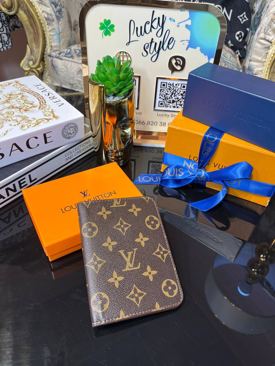 Обложка на паспорт натуральная кожа Louis Vuitton коричневый монограмм 95878