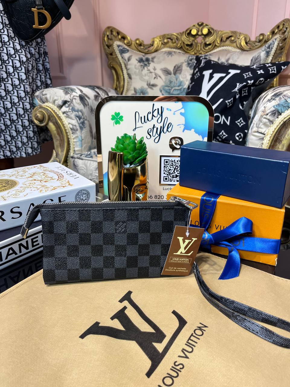 Клатч-барсетка Louis Vuitton серая шашка 95883