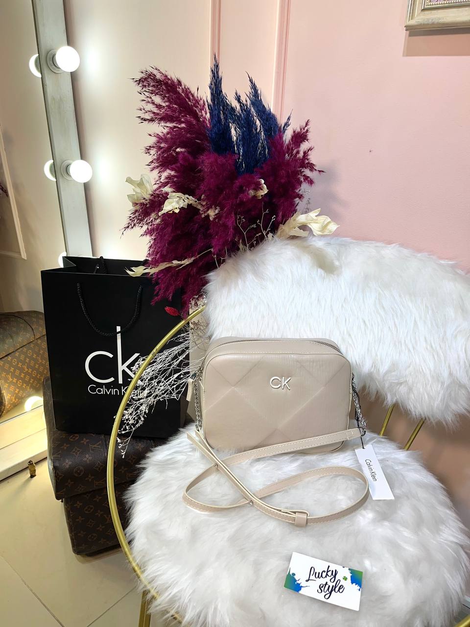 Сумка Calvin Klein бежевая 95951