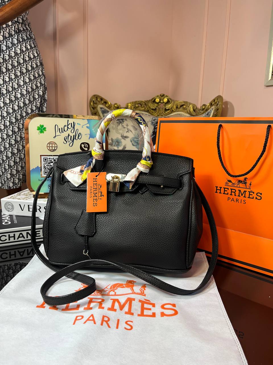 Сумка Hermes Birkin чёрная 30 см золотая фурнитура 95981
