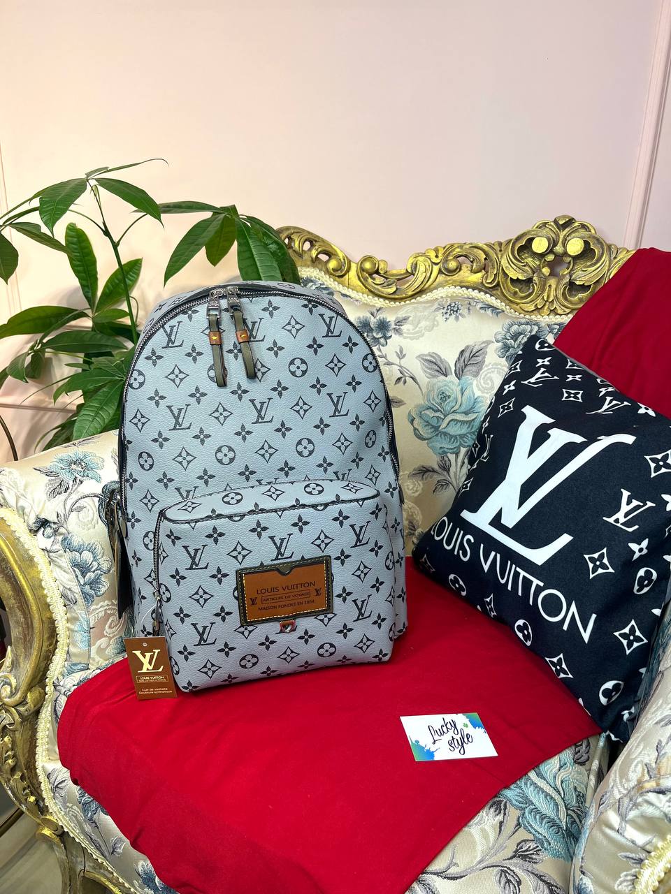 Рюкзак большой Louis Vuitton серый монограм 96000