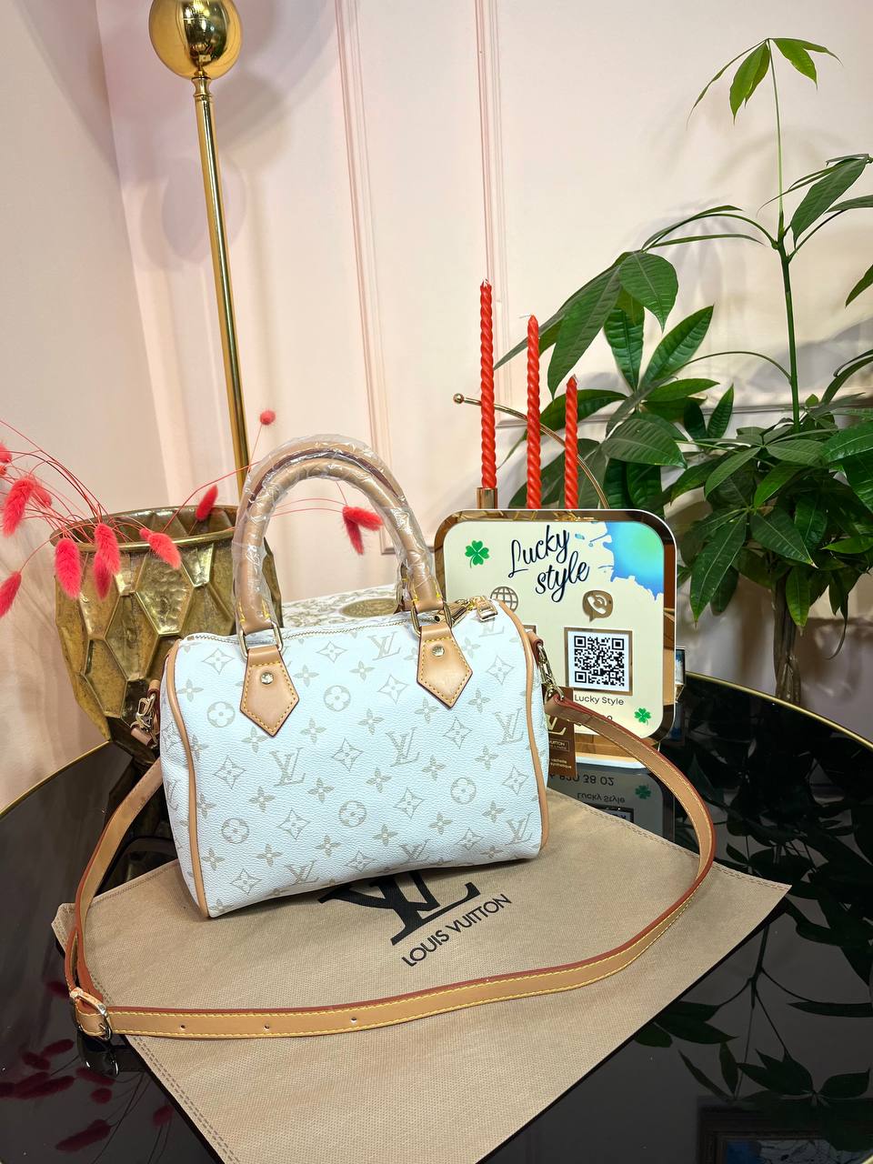 Сумка Louis Vuitton Speedy 25 см белый монограмм 96031