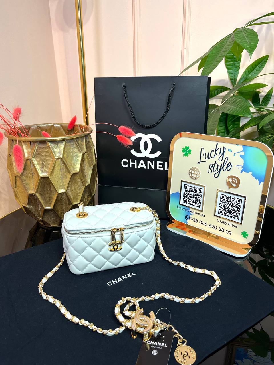 Сумка-косметичка Chanel белая 17 см 96033