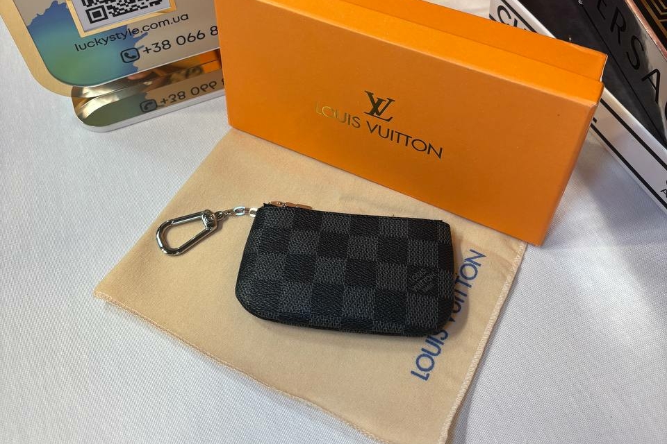 Ключница Louis Vuitton серая шашка натуральная кожа 96164