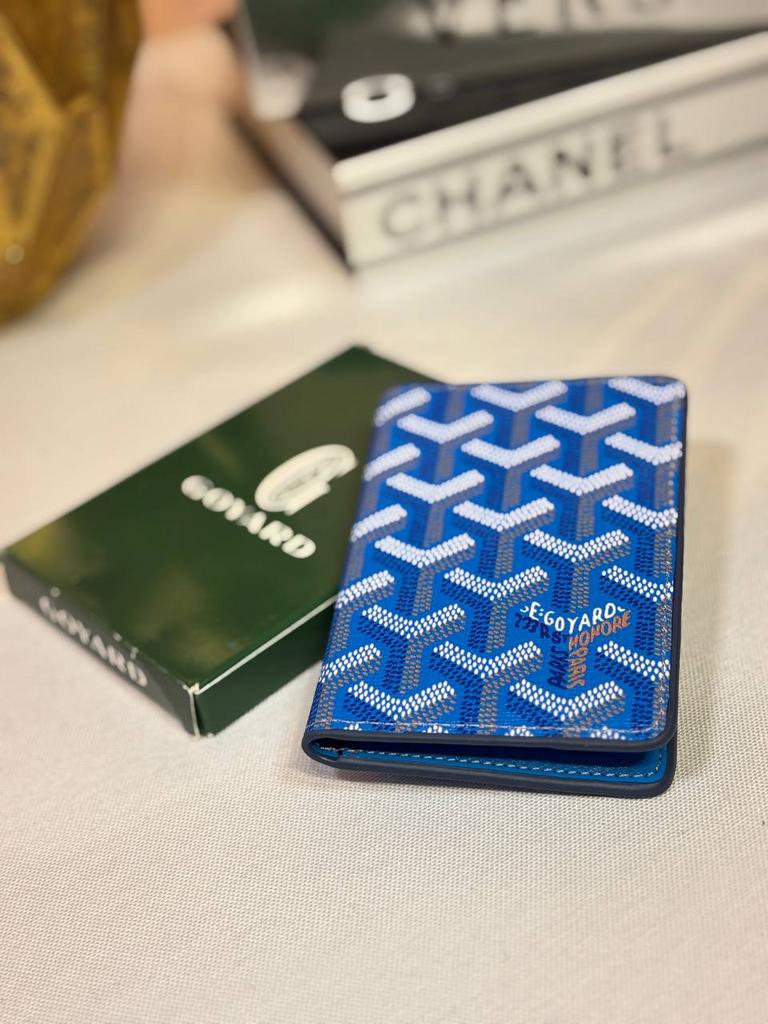 Кошелёк-картхолдер Goyard натуральная кожа голубой 96176