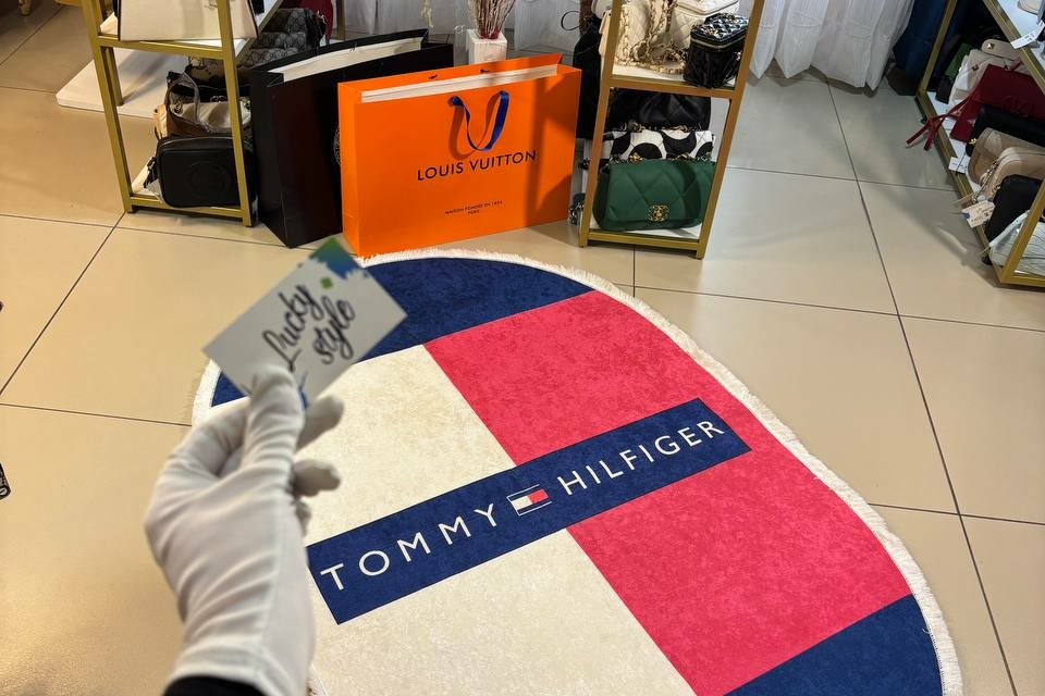 Ковер Tommy Hilfiger средний 96212