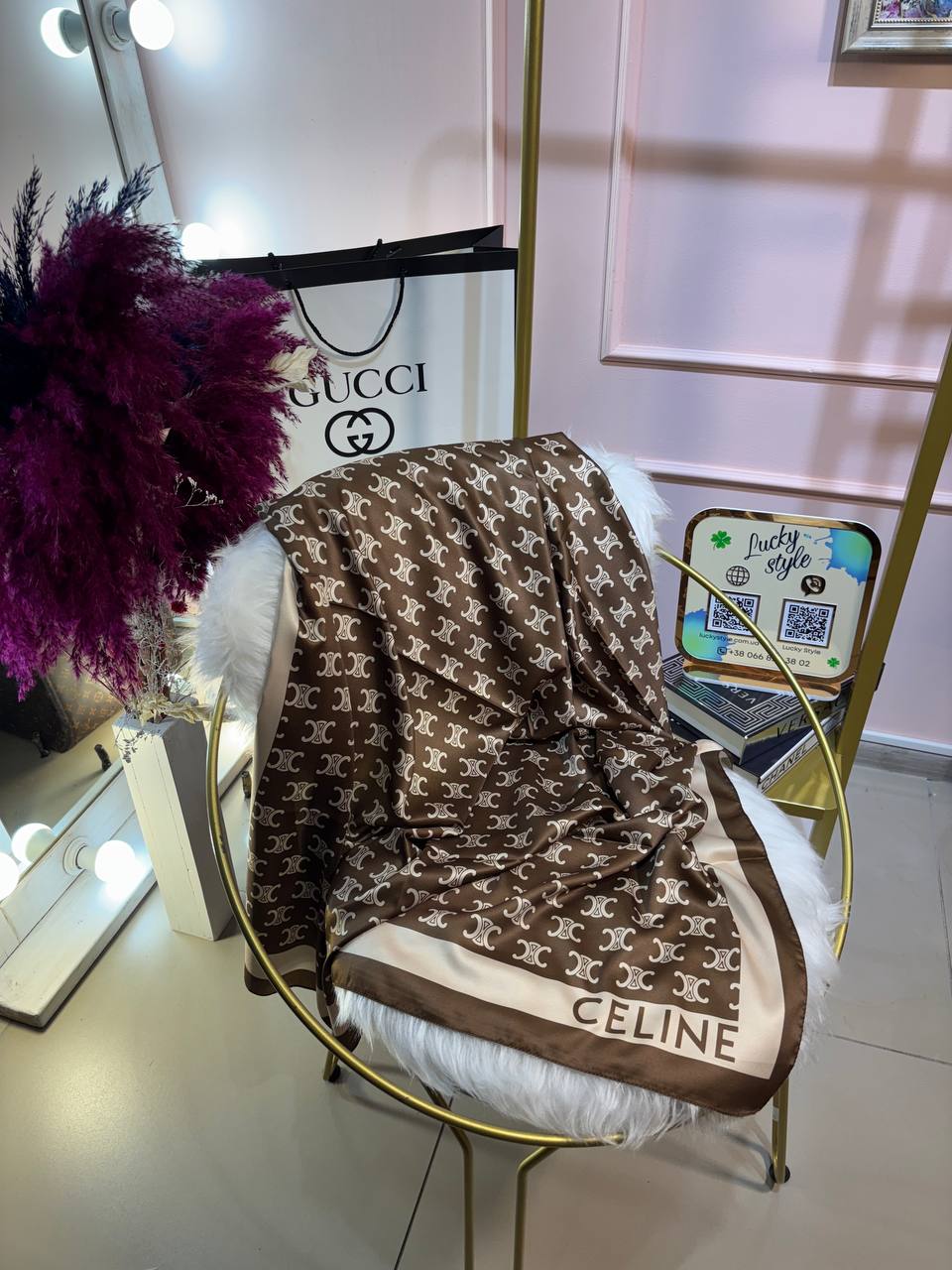 Шаль Celine шелк коричневая 96237