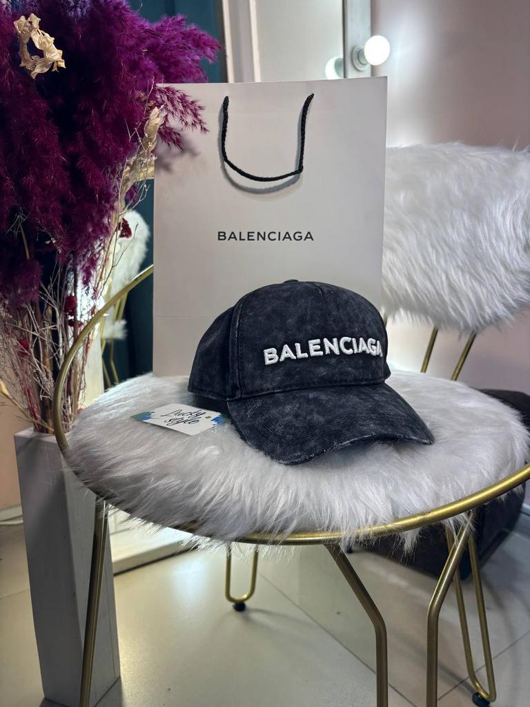 Кепка Balenciaga 96257