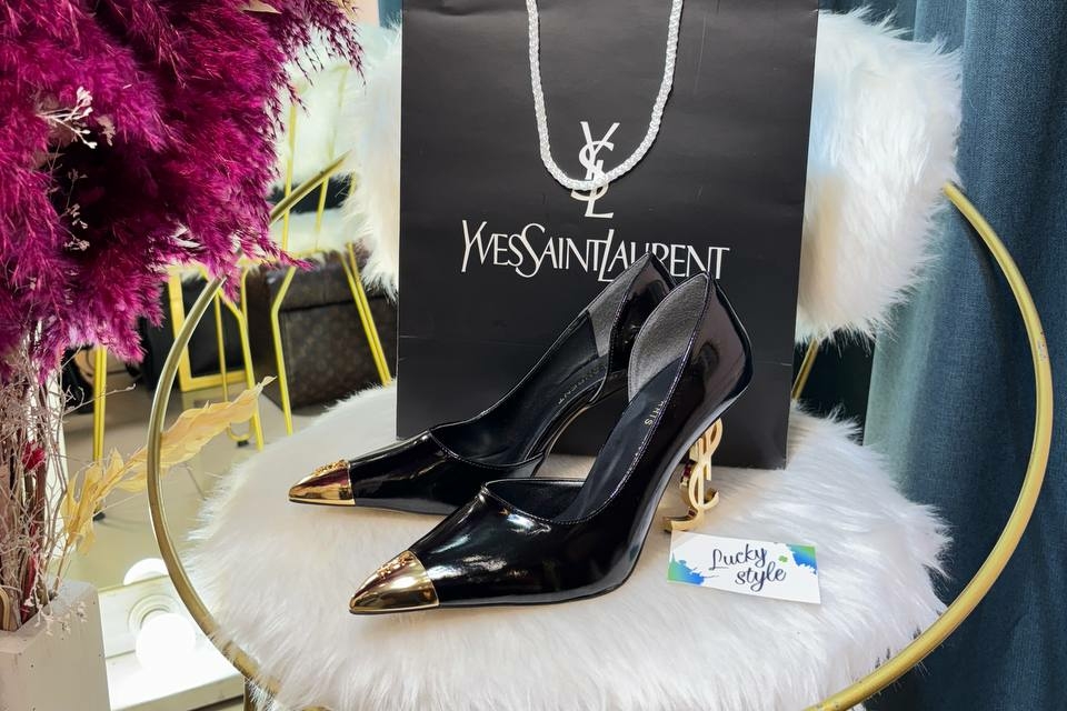 Туфли Yves Saint Laurent (YSL) черные 96358