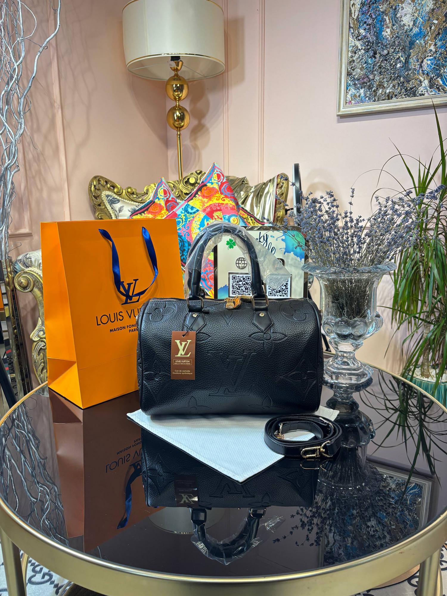 Сумка Louis Vuitton Speedy 30 черный монограмм 95429