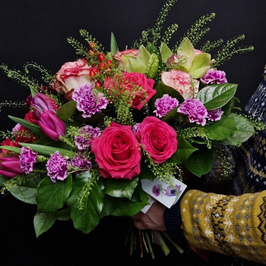 Mix bouquet purple, hot pink, green