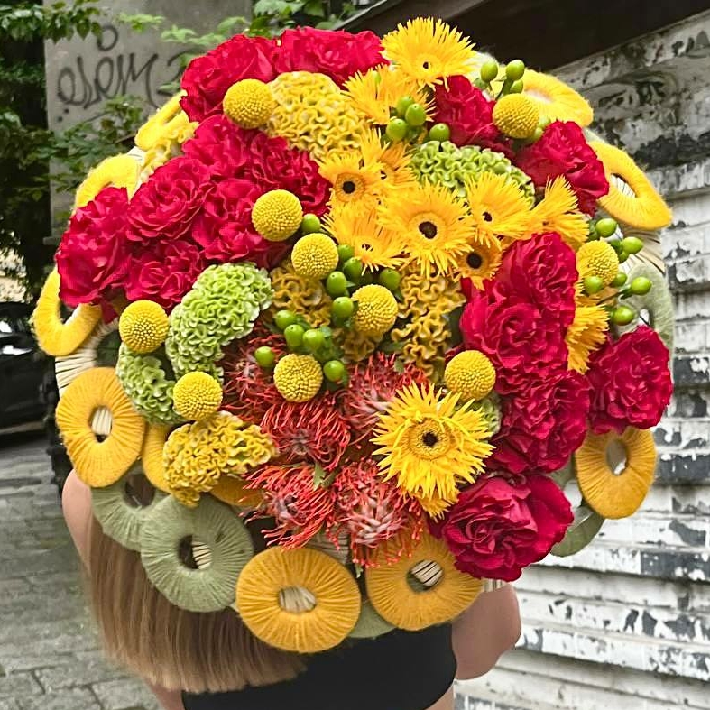 Special mix bouquet red, yellow, green