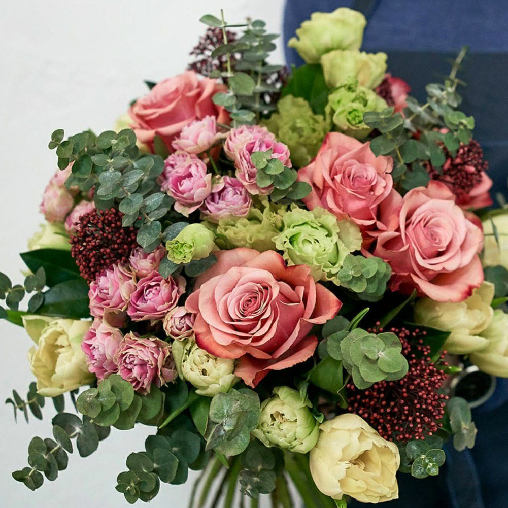 Mix bouquet with roses and green