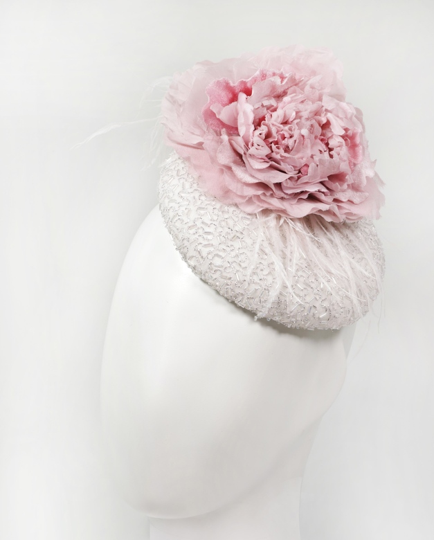 Шляпка для скачек Соломия